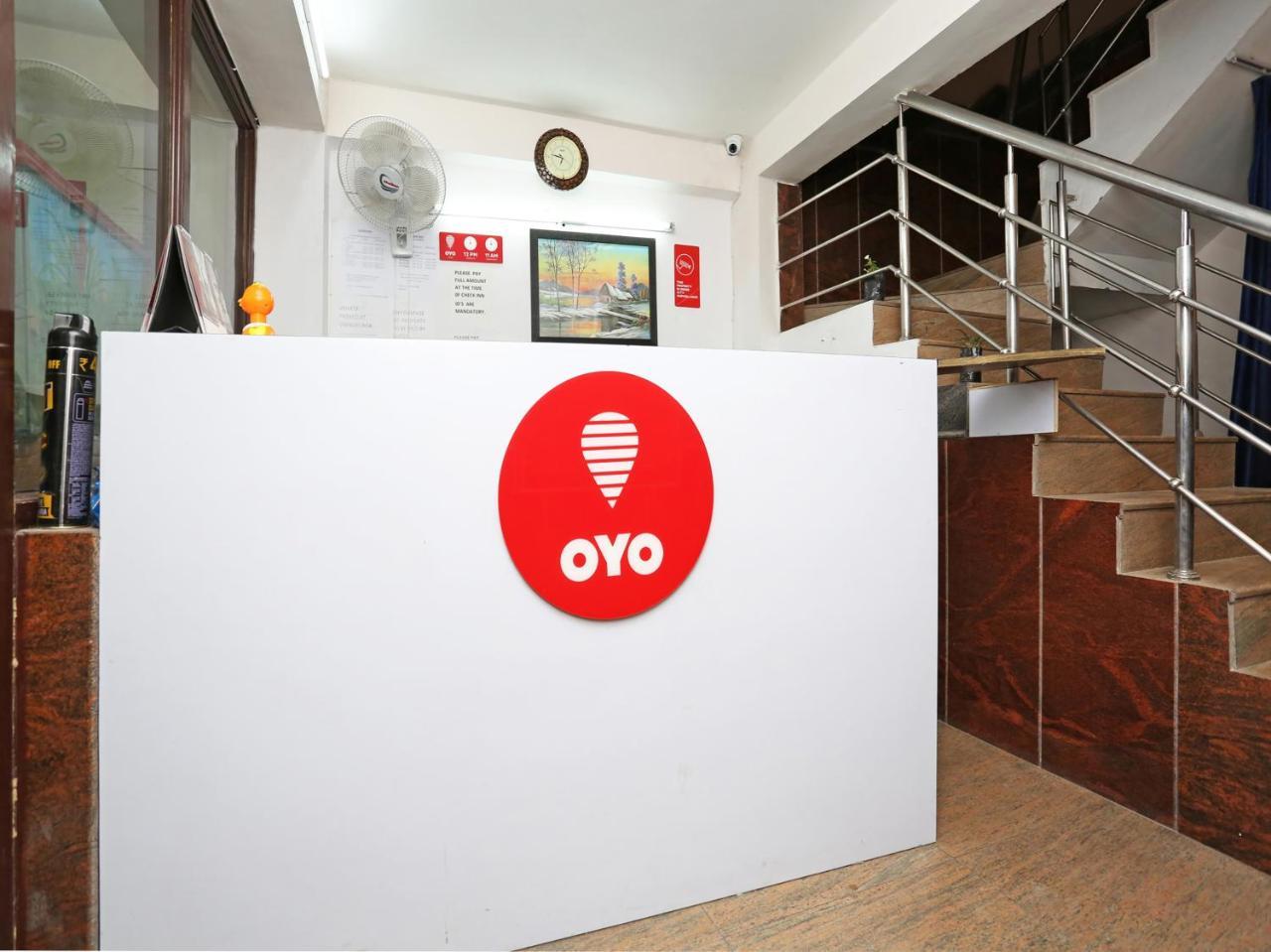 דלהי Oyo 10008 Hotel Golden Tree מראה חיצוני תמונה